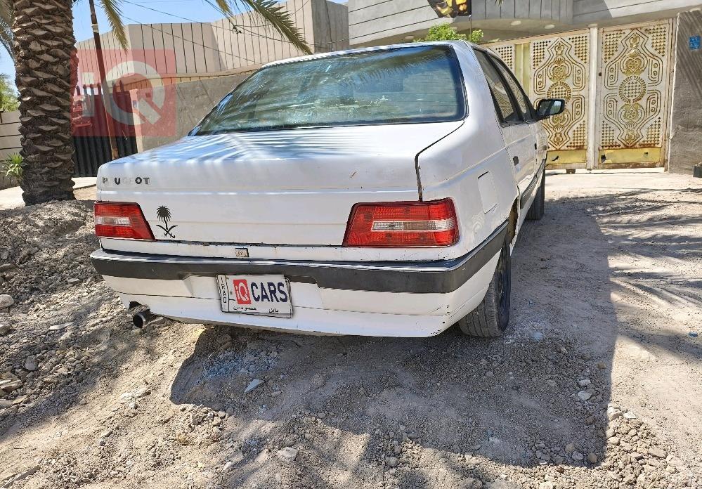 بيجو 405